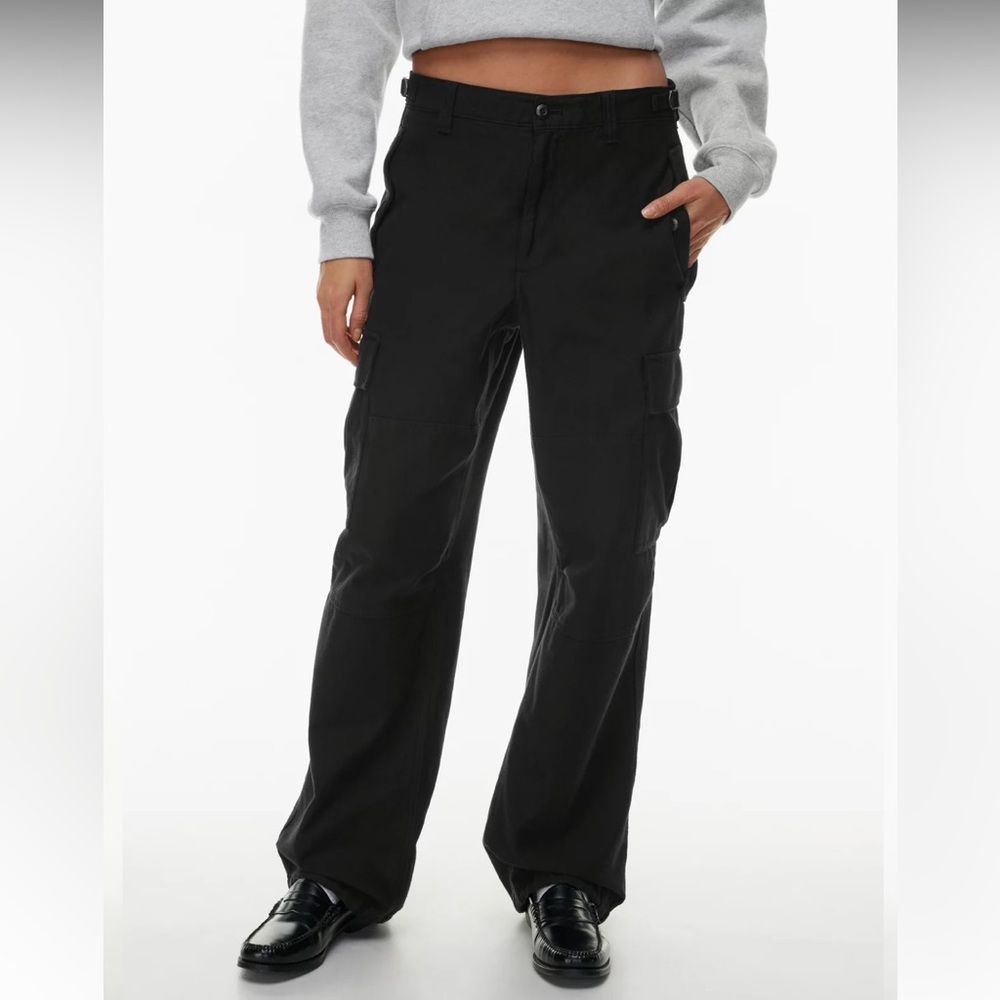 Aritzia new supply cargo pant